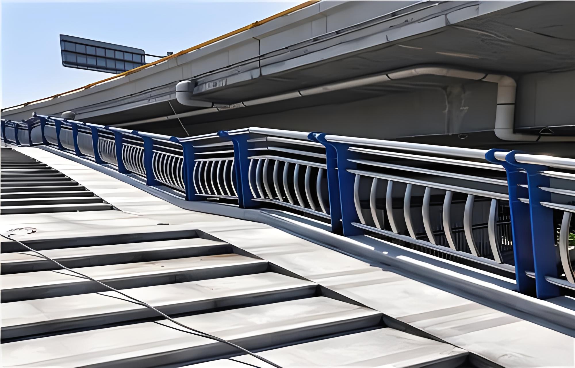 武隆不锈钢桥梁护栏维护方案：确保安全，延长使用寿命